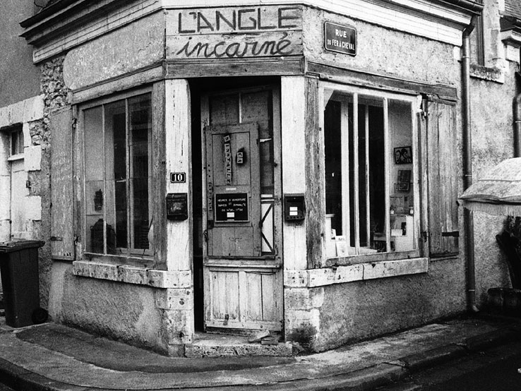 l'Angle Incarné